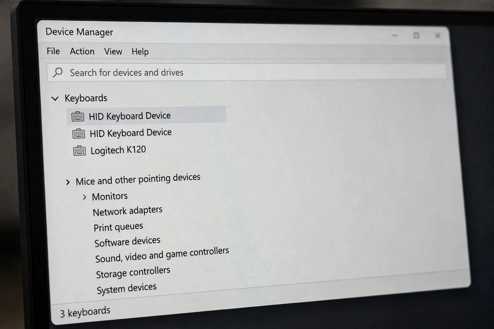 windows 11 keyboard not working after update: Device Manager with the Keyboards section expanded